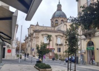 Ragusa, violenta rissa in via Roma. Persona ferita alla testa portata in ospedale