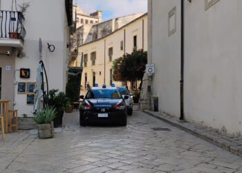 Scicli, sparatoria in centro: carabinieri sul posto