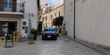 Scicli, sparatoria in centro: carabinieri sul posto