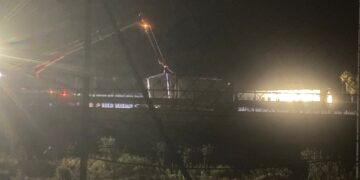 Tir si ribalta sulla Pozzallo-Ispica, l’intervento di rimozione del mezzo è durato tutta la notte