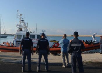 Pozzallo, denunciati tre bangladesi per favoreggiamento dell’immigrazione clandestina