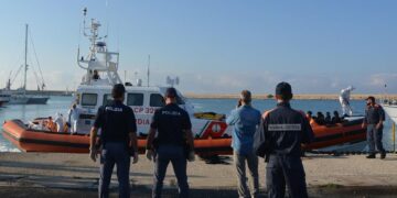 Pozzallo, denunciati tre bangladesi per favoreggiamento dell’immigrazione clandestina