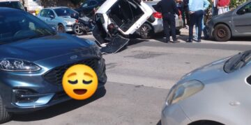 Modica Alta, scontro tra una minicar e un autobus: c’è una ferita