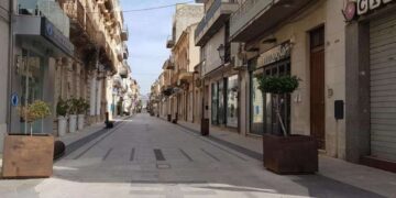 Vittoria e il decoro in centro storico, ordinanza del sindaco per vetrine e saracinesche
