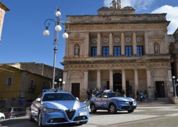 Vittoria: maltrattamenti alla compagna e ai figli minori, braccialetto elettronico per un 35enne