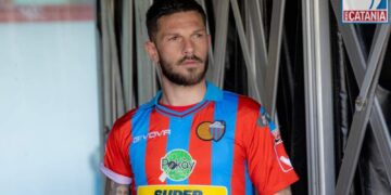 L’attaccante Andrea Russotto è un nuovo giocatore del Vittoria calcio