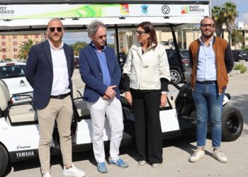 Modica, consegnate tre navette totalmente elettriche