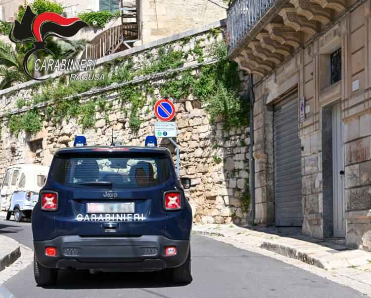 Controlli in centro storico a Ragusa, denunciata una 18enne tunisina e un 22enne egiziano