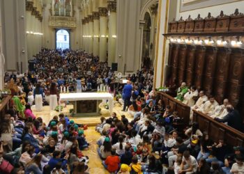 Ragusa: oltre tremila persone al Giubileo dei ragazzi, delle famiglie e dei ministranti