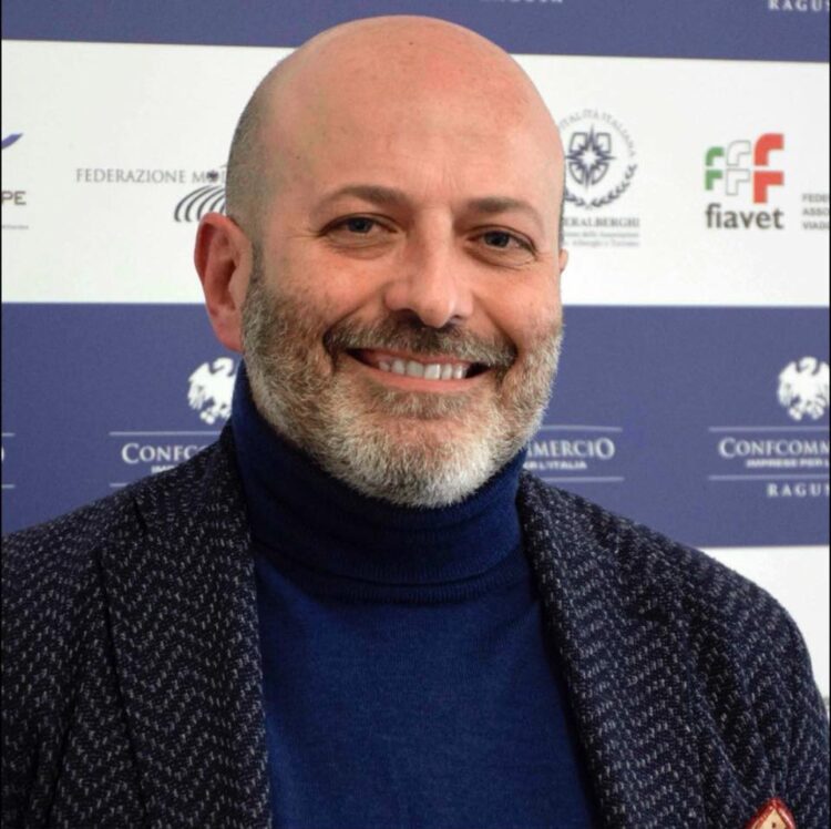 “Vittoria città “Fuori dal coro”? Diamoci da fare per unire e non per dividere”