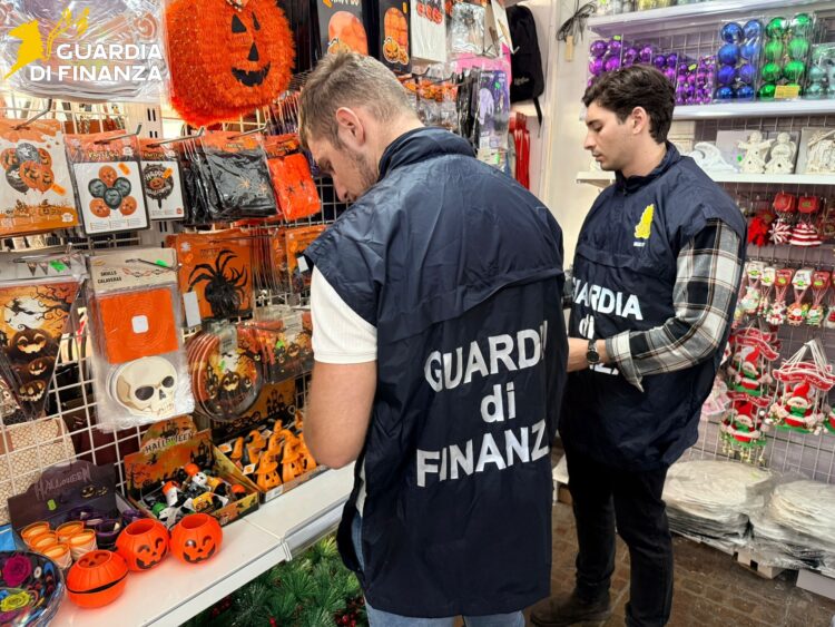 La Guardia di Finanza della provincia di Ragusa ha sequestrato 5.500 prodotti in vista della festività di Halloween