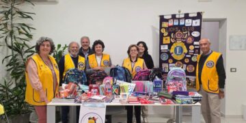 Ragusa e l’iniziativa Lions Zaino sospeso, un gesto di solidarietà che fa scuola
