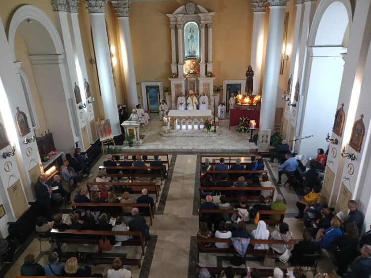San Francesco a Ragusa, ieri la messa del vescovo. Oggi la processione con il simulacro per le vie del centro
