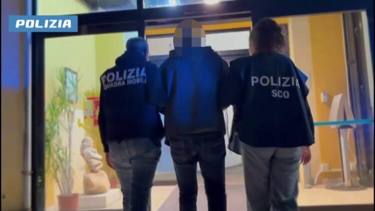 Arresto di Stracquadaini, convalidato l’arresto per possesso clandestino di arma