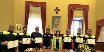 Comiso, il sindaco “premia” gli “angeli” della protezione civile