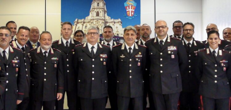 Il generale Del Monaco, comandante della Legione carabinieri Sicilia, in visita alla compagnia di Modica