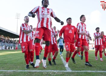 Il Vittoria continua a vincere e a convincere, liquidata anche la Leonzio