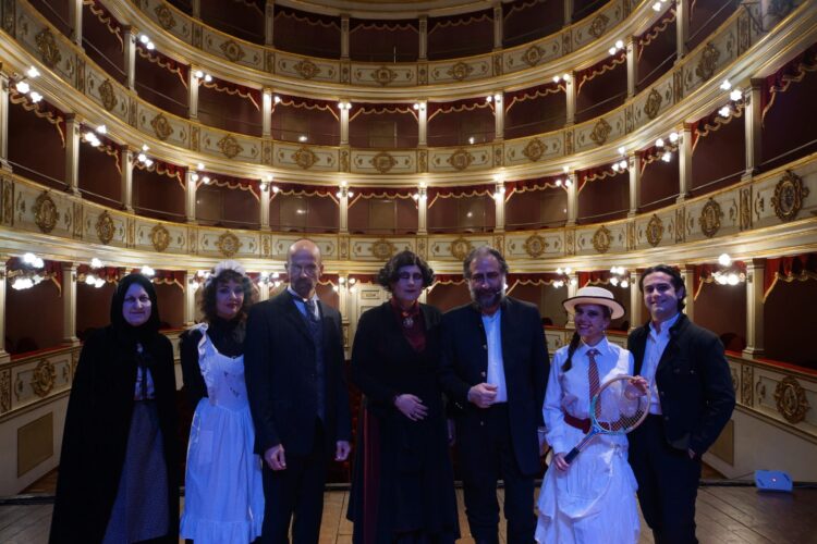 Danza macabra al teatro Colonna di Vittoria, un successo la rappresentazione proposta dalla compagnia Godot