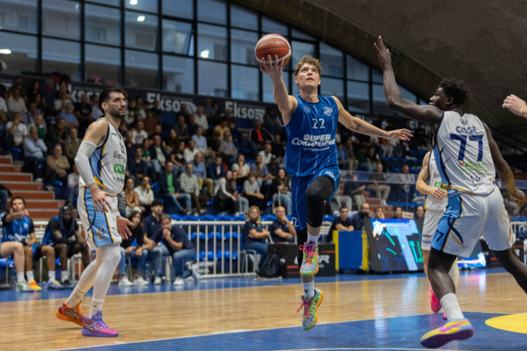 La Virtus Ragusa difende il primato, a Reggio Calabria sfida tra due big