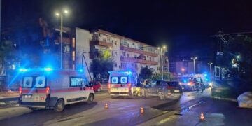 Vittoria, grave incidente stradale in via Lavore: quattro feriti