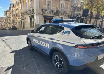 Ragusa, arrestato un 42enne per evasione e danneggiamento del braccialetto elettronico