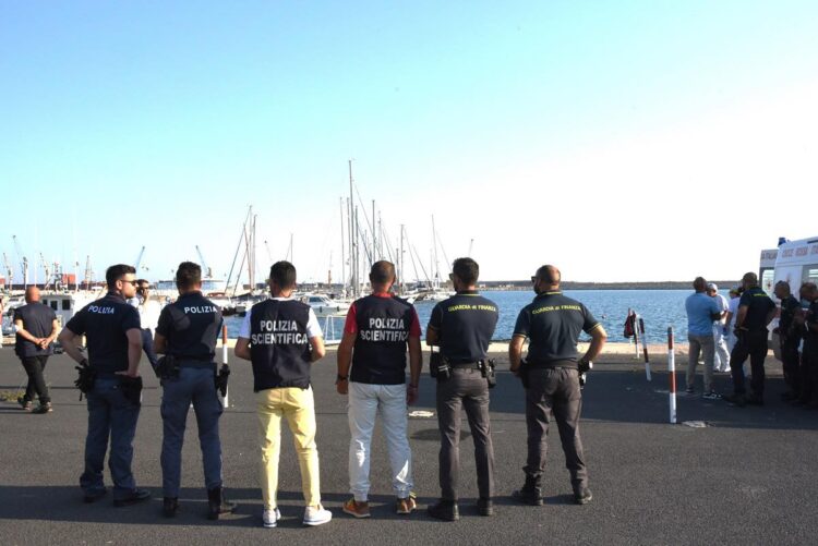 Sbarchi a Pozzallo, arrestati tre scafisti