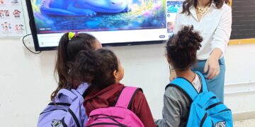 Scicli, la Casa delle donne dona materiale scolastico ai piccoli della Don Milani