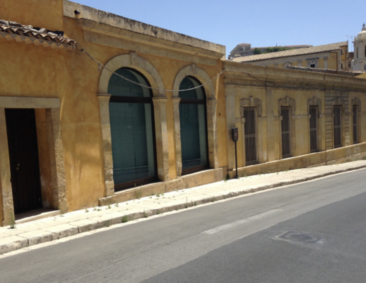 Ragusa, gli studenti universitari costretti a lasciare la residenza Ersu Casa Castillett dall’oggi al domani