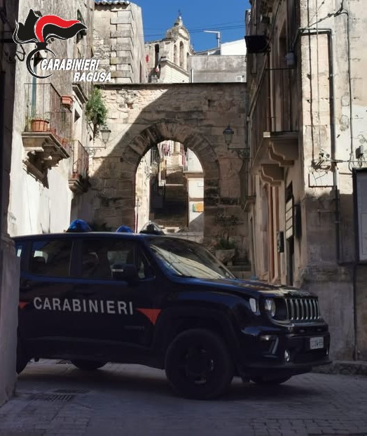 Chiaramonte, viola le prescrizioni della detenzione domiciliare: denunciato un 38enne