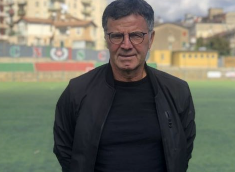 Patatrac in casa del Vittoria, si dimettono il tecnico Campanella e il diesse Restuccia