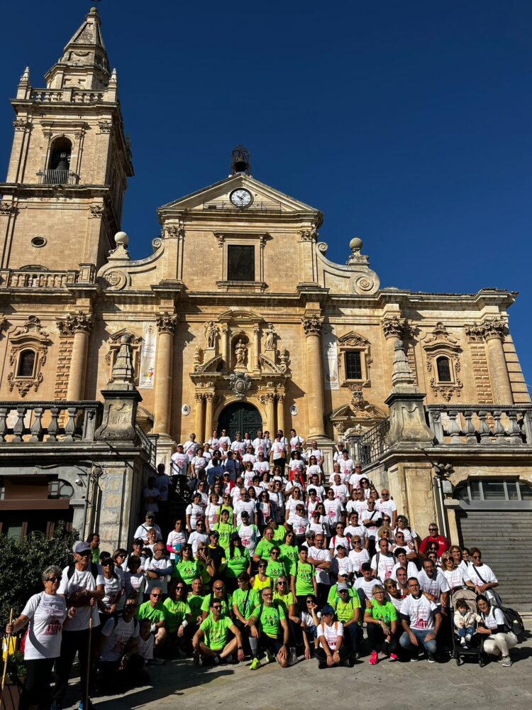 Ragusa, 200 partecipanti all’iniziativa “Il cammino dei santi” promossa dalla parrocchia Sacro Cuore di Gesù