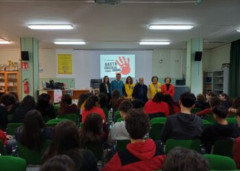 Lions club Ragusa host e liceo Vico uniti per dire no alla violenza di genere