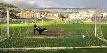 Il Ragusa torna a sprofondare: chi salverà la squadra azzurra?