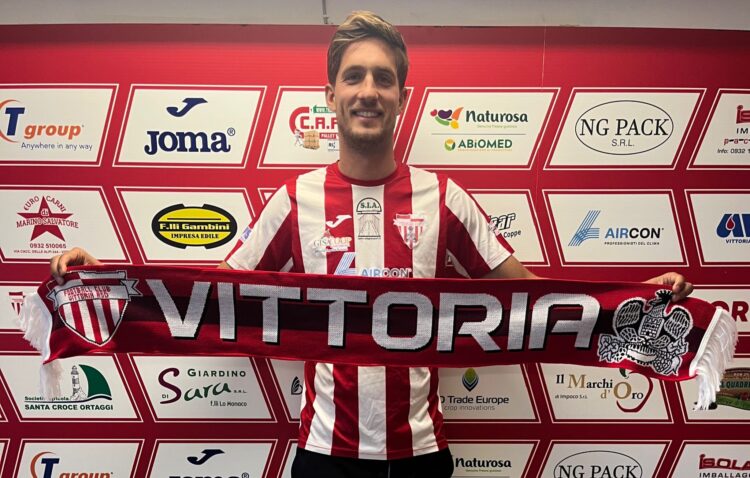 Il Vittoria calcio annuncia l’ingaggio dell’attaccante serbo Maletic