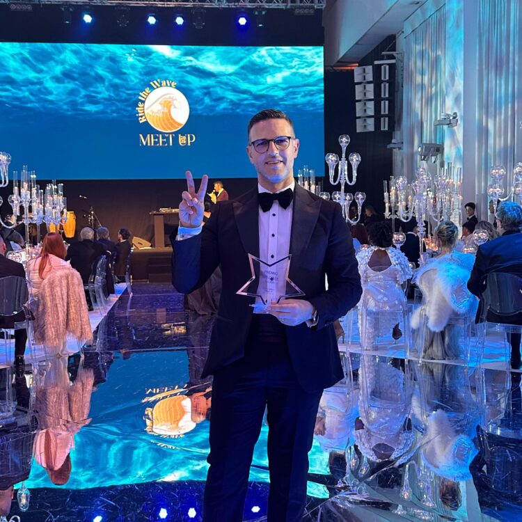 Monterosso Almo, Massimiliano Chessari premiato come miglior organizzatore di matrimoni in Italia