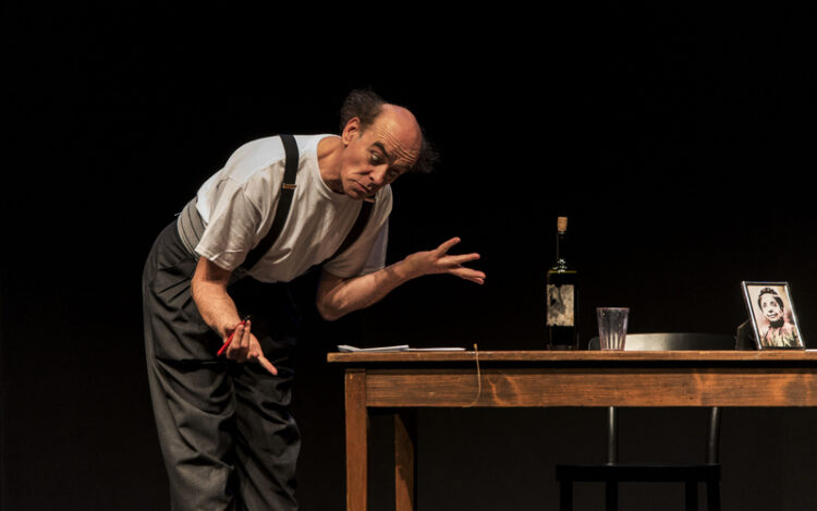 Ragusa, Paolo Nani porta la lettera sul palco del Donnafugata