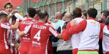 Il Vittoria calcio vince facile con il fanalino di coda Palazzolo