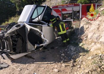Scontro sulla Rg-Ct in prossimità di Chiaramonte, si ribalta un Suv