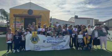 Marina di Acate, lo “Zaino sospeso” dei Lions colpisce nel segno