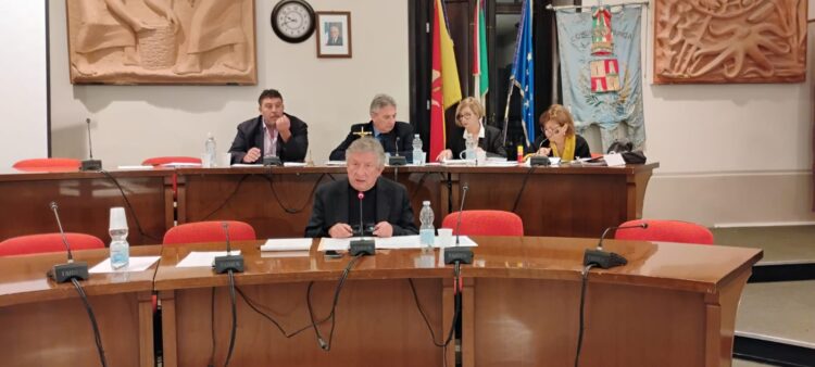 Ispica, sfiduciato il sindaco Leontini. Ora, però, ci sarà una sfilza di ricorsi