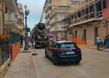 Pozzallo, incidente sul lavoro. Muore un albanese