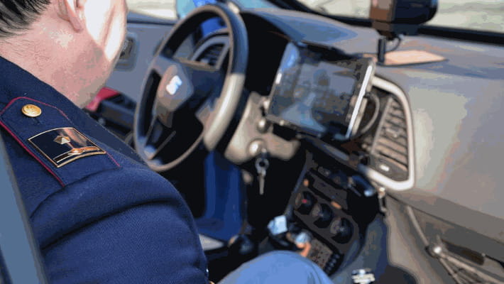 Ragusa, controllo di polizia turbolento in via Alfieri: una persona finisce in Questura