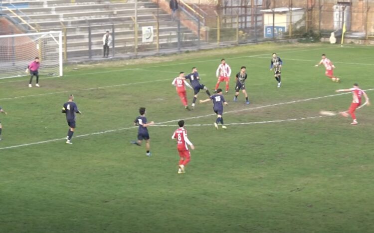 Il Vittoria calcio mette fuori causa anche il Giarre