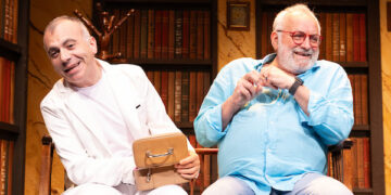 Teatro Naselli Comiso, il nuovo anno inizia in allegria con Astorina e Saitta