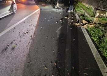 Incidente stradale autonomo tra Comiso e Ragusa: volontario salva giovane incastrato nell’abitacolo