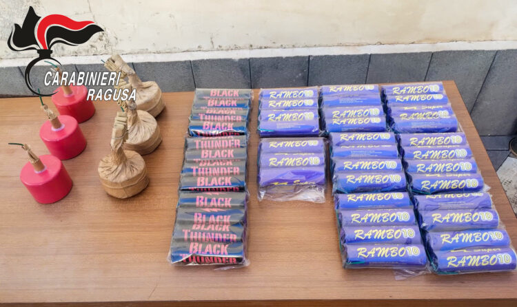 Fuochi d’artificio illegali: due sequestri a Scicli