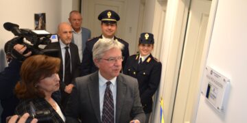 Commissariato Ps di Modica, inaugurata la “stanza tutta per sè”
