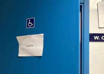 “Il bagno per disabili della direzione sanitaria Asp di Modica guasto per finta”