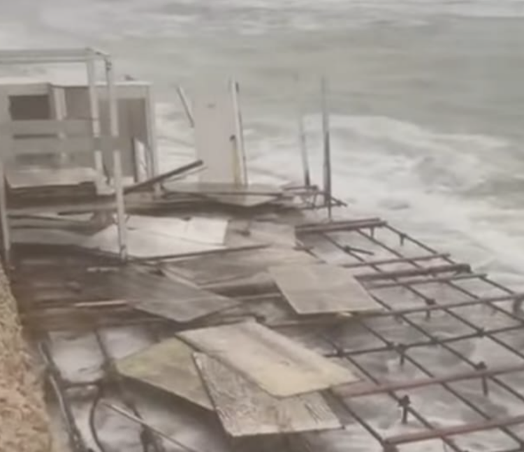 Pozzallo, distrutto il lido Copacabana