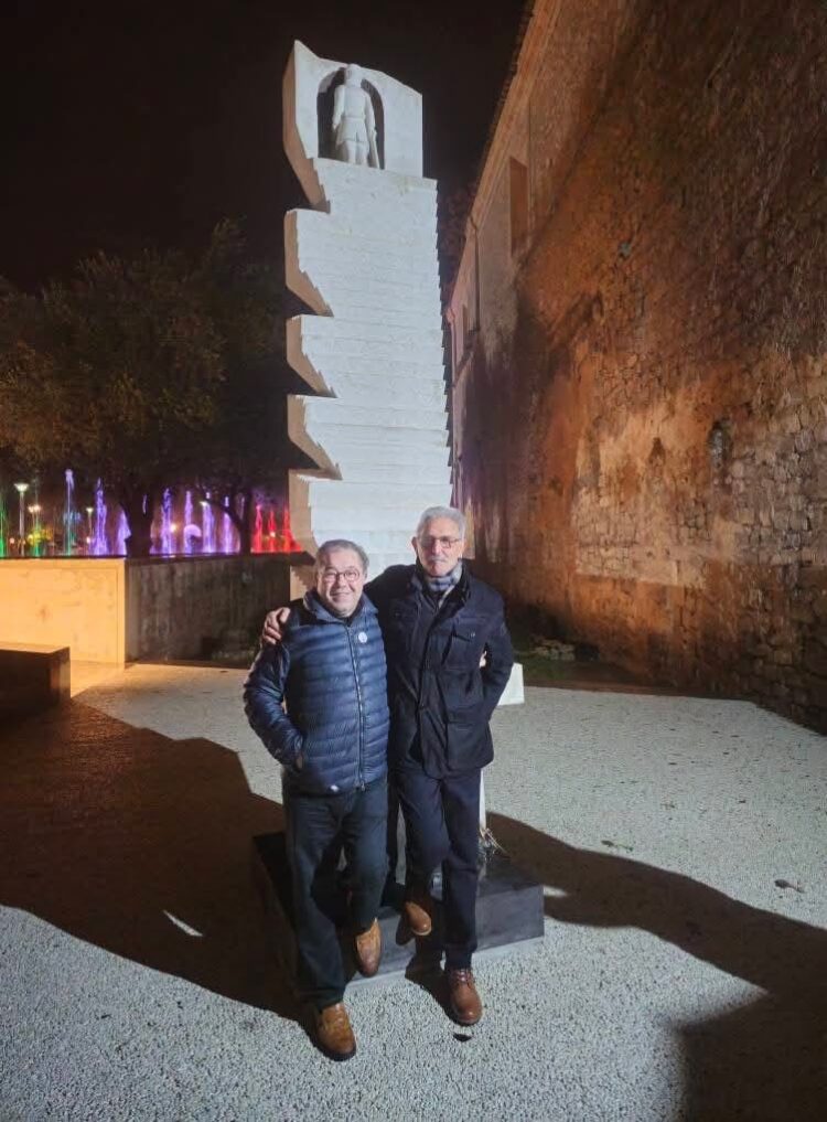 Ragusa, inaugurata l’opera di Salvatore Massari dal titolo “Il percorso della vita”